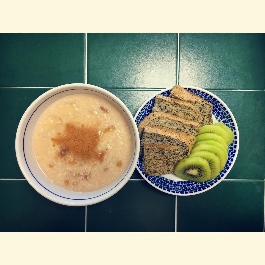 七分钟用微波炉做芝麻豆渣蛋糕