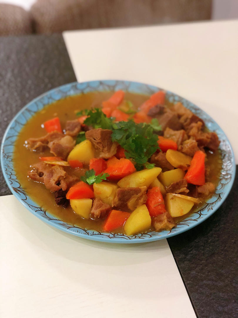 番茄土豆炖牛腩