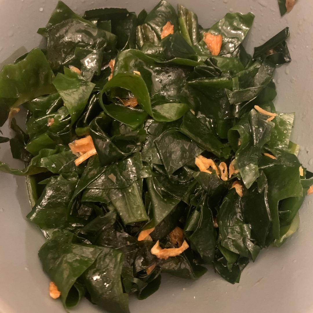 让人上瘾的凉拌裙带菜，连续吃了三天，不带腻的，比海带更好吃