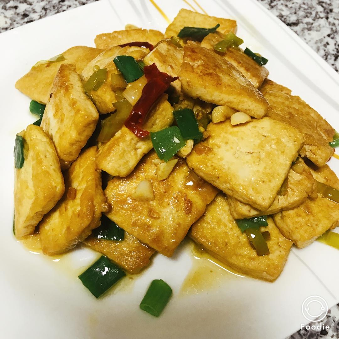 外酥里嫩的煎豆腐