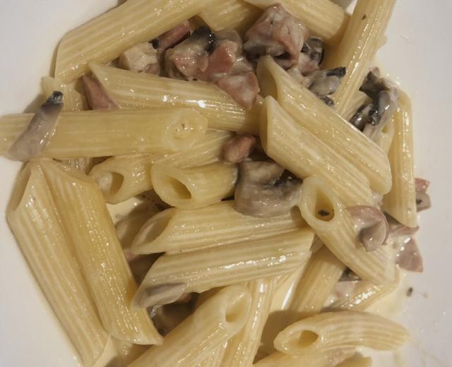 好吃易上手的Carbonara Pasta的做法