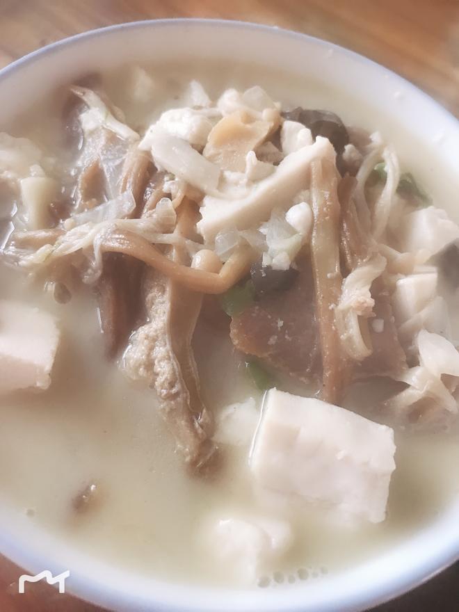 豆腐河蚌汤的做法