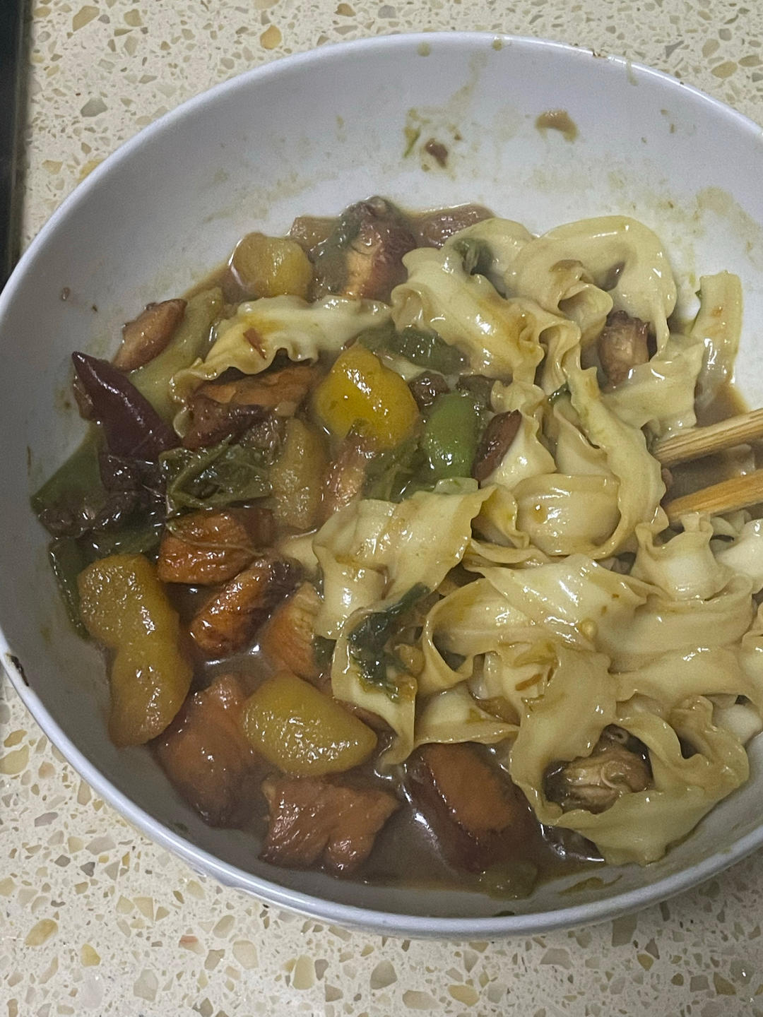 新疆大盘鸡无需争议