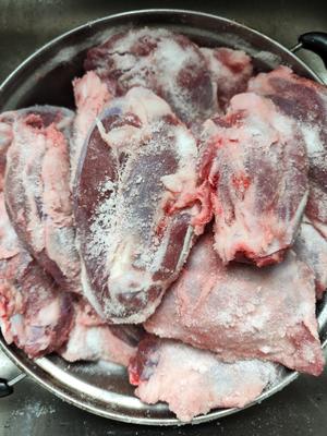 🌸我家年菜&卤味大集合--卤猪腱子肉的做法 步骤2