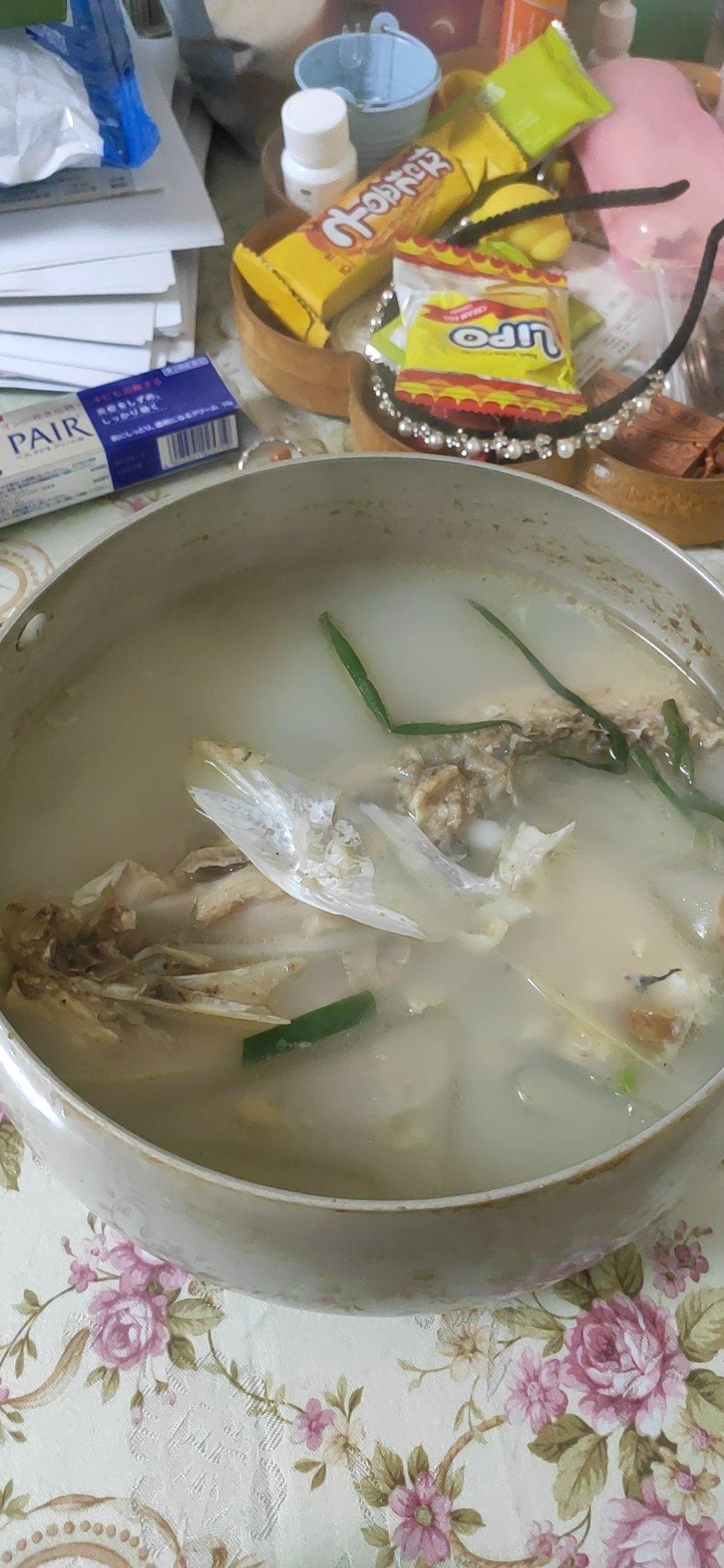 鱼头粉皮汤