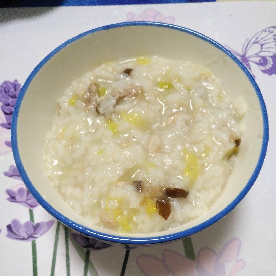 香菇鸡丝粥