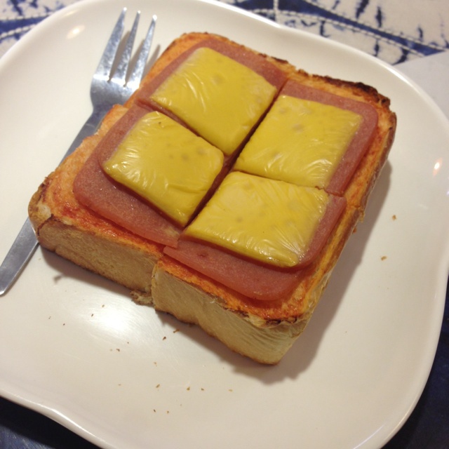 我是陈艺做的烤芝士面包片