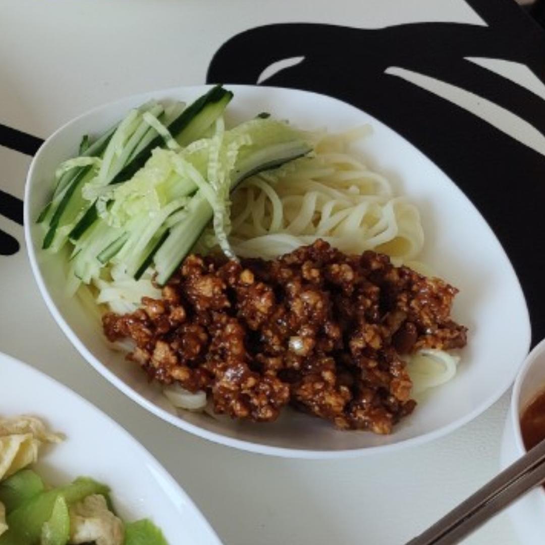 家常面~超简单又好吃的炸酱面🍜肉酱拌面