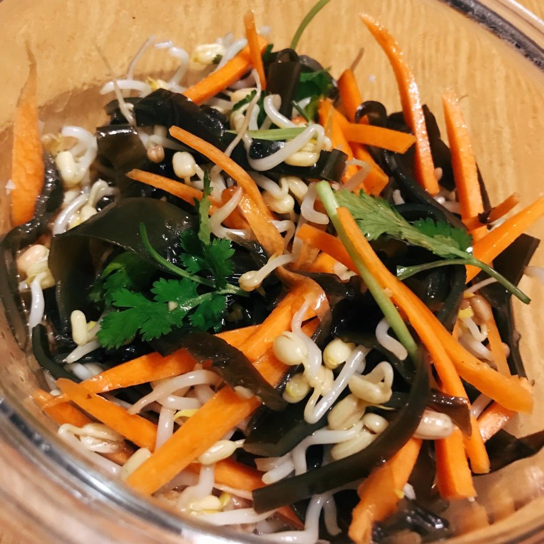 椒麻凉拌三丝（海带丝拌豆芽）