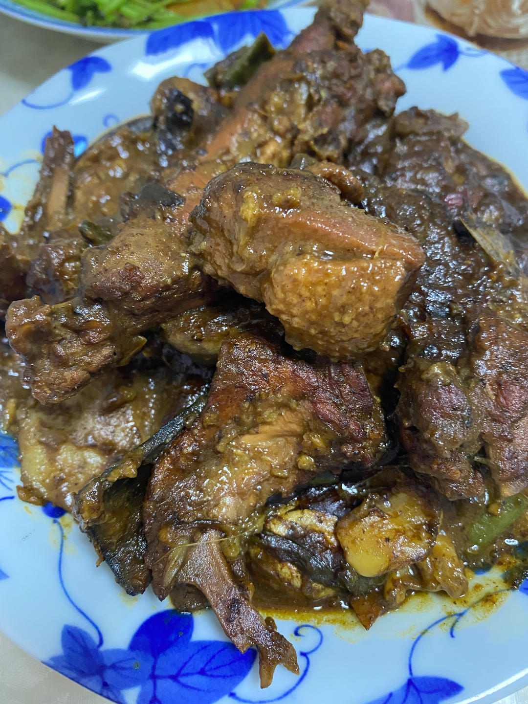 传统正宗的啤酒鸭配方和做法，鲜嫩香浓，只需炒千万不要焯水