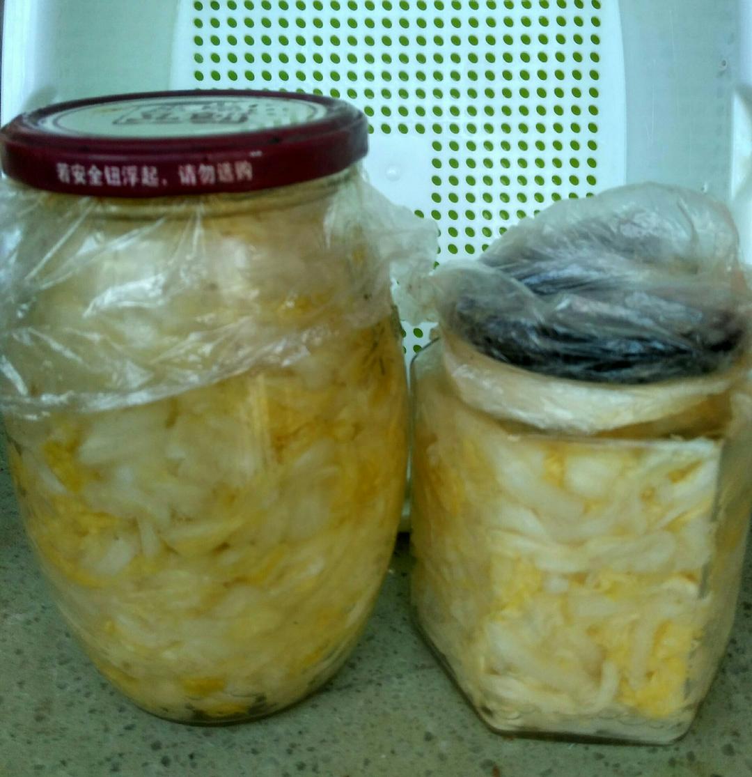 瓶装酸菜