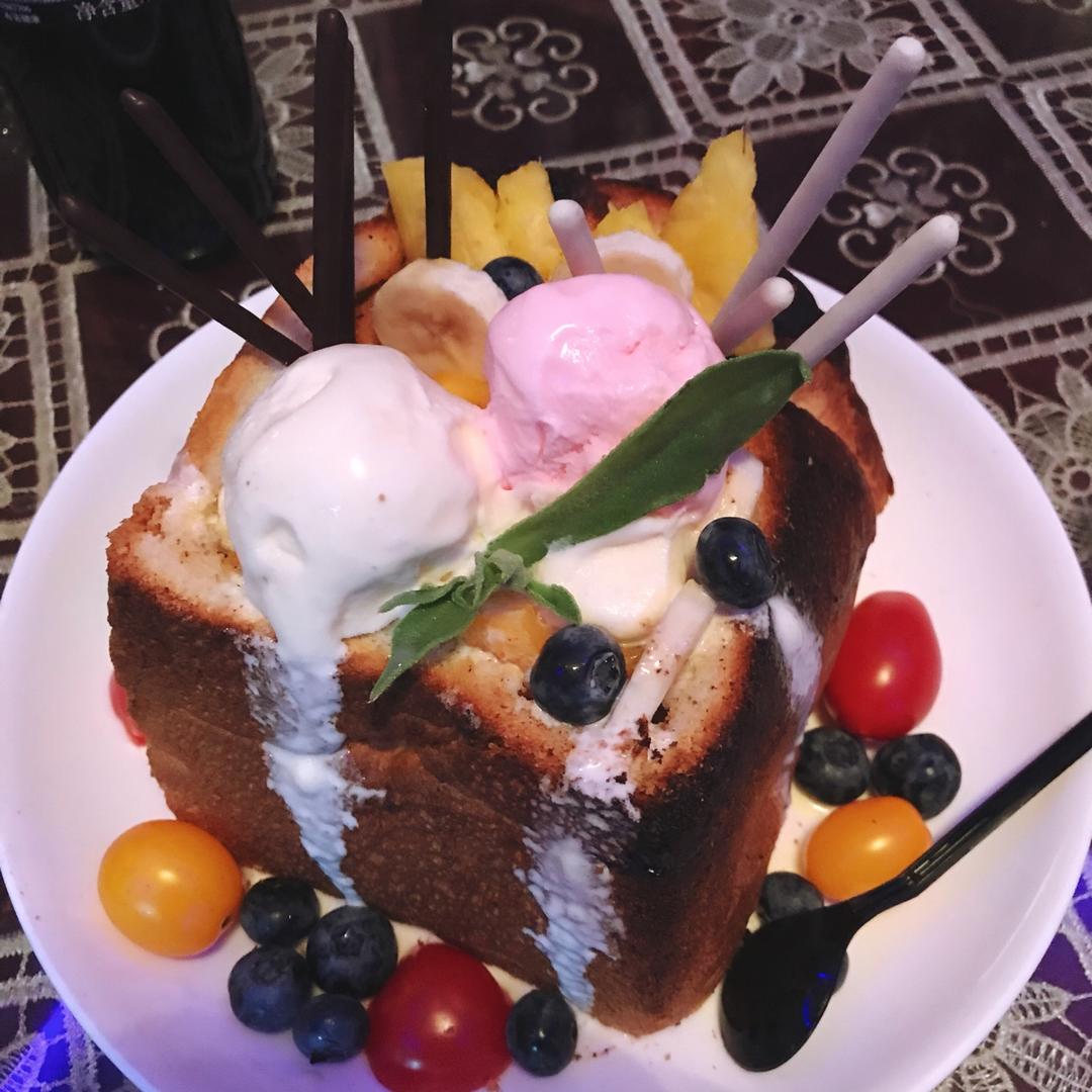 冰激凌蜂蜜厚多士
