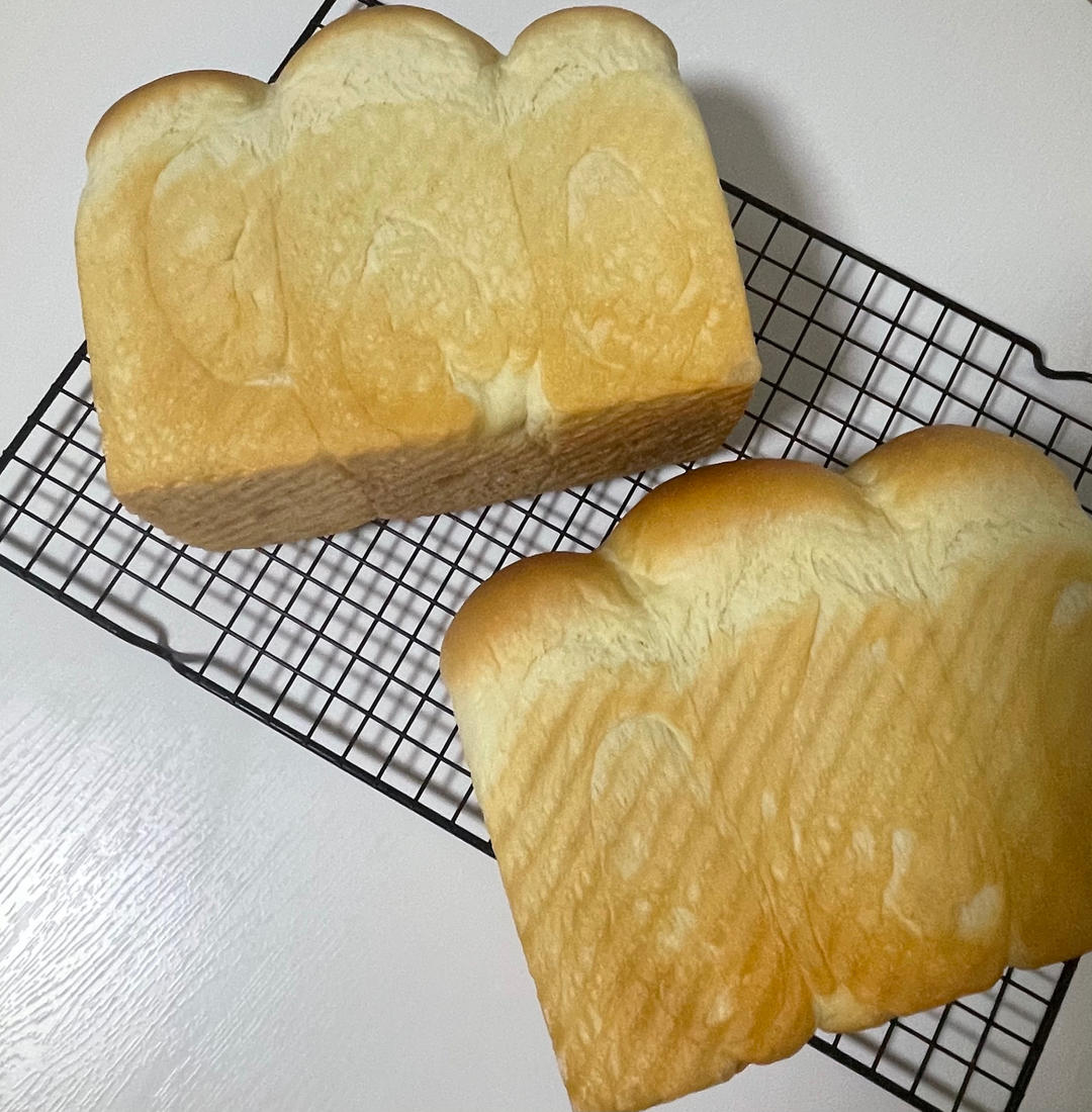 奶香纯粹的重料淡奶油吐司