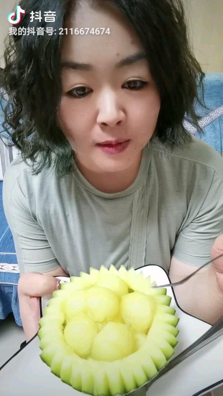 菠菜汁双色花卷