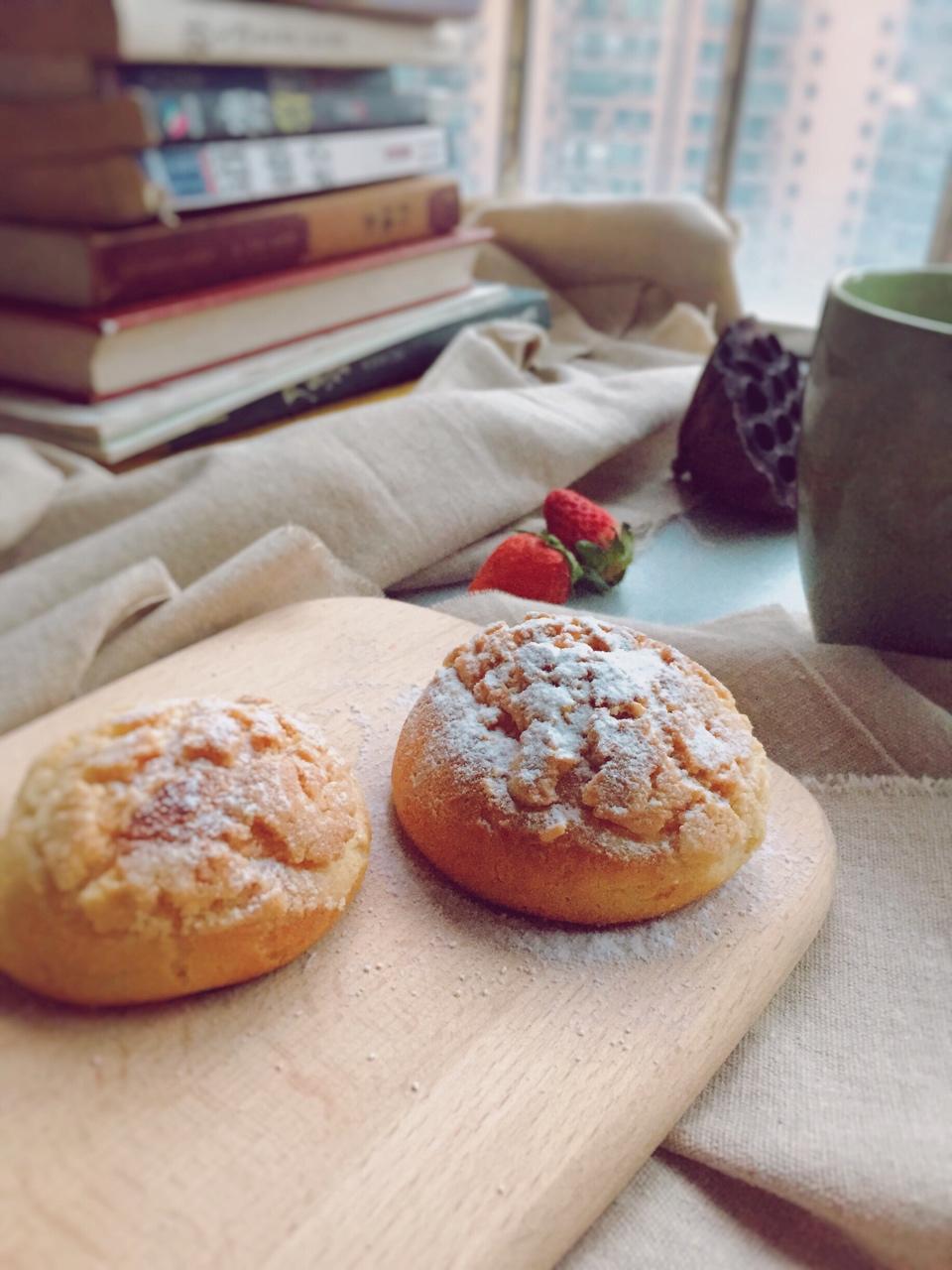 酥皮奶油泡芙--#皮黑森林#