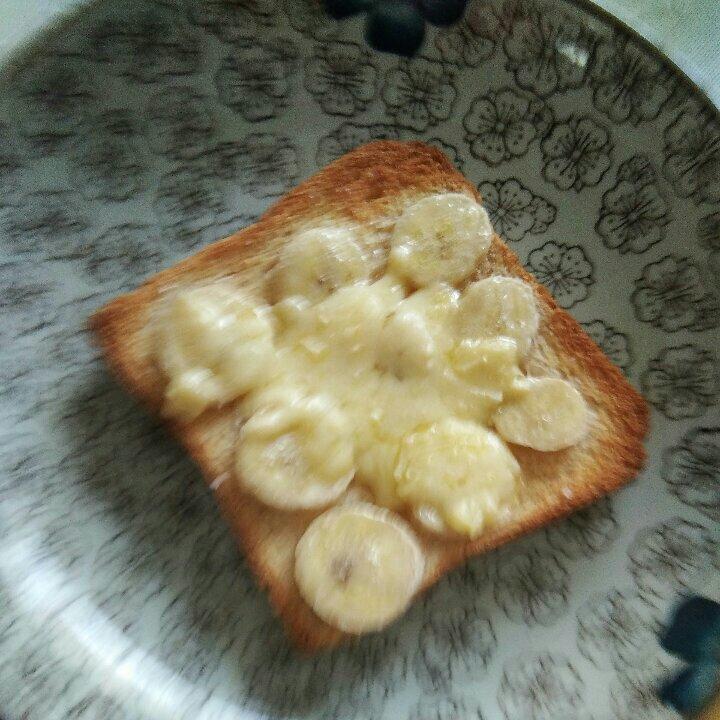 香蕉烤吐司