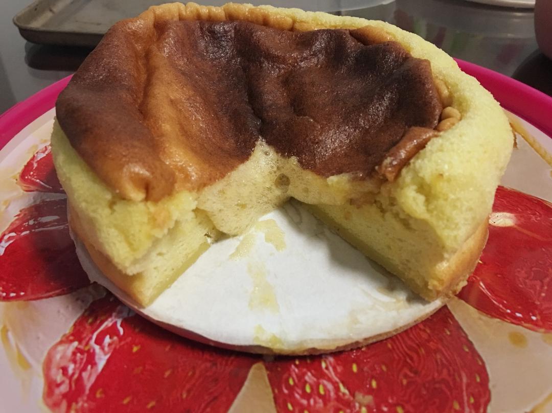 疯狂蜂蜜熔岩蛋糕——只需4种材料的热门甜品
★经典配方★