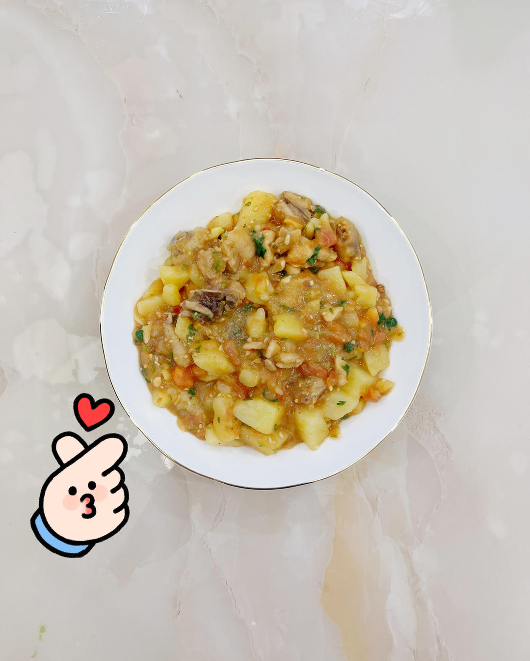 火烧云招牌菜【土豆油焖鸡】！咕噜一锅煮，香到没边！