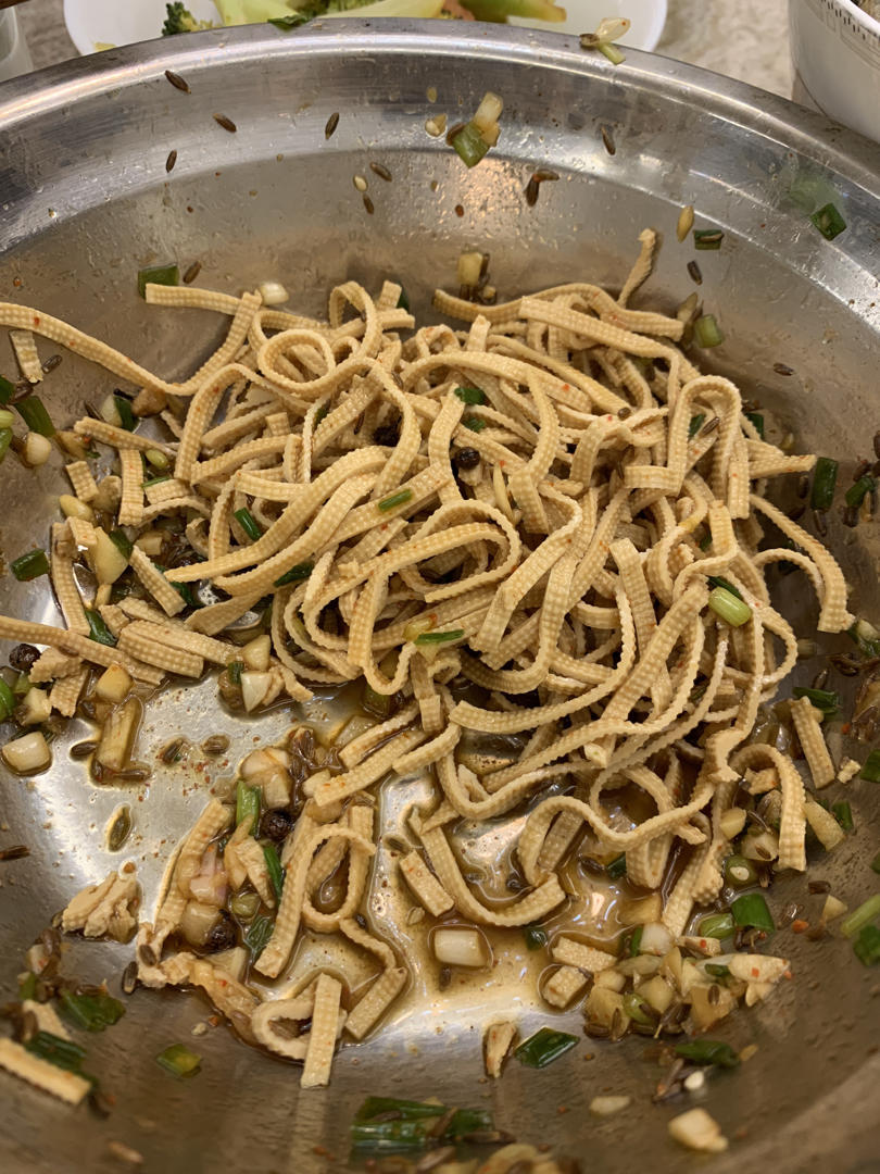 馋哭的凉拌豆腐皮