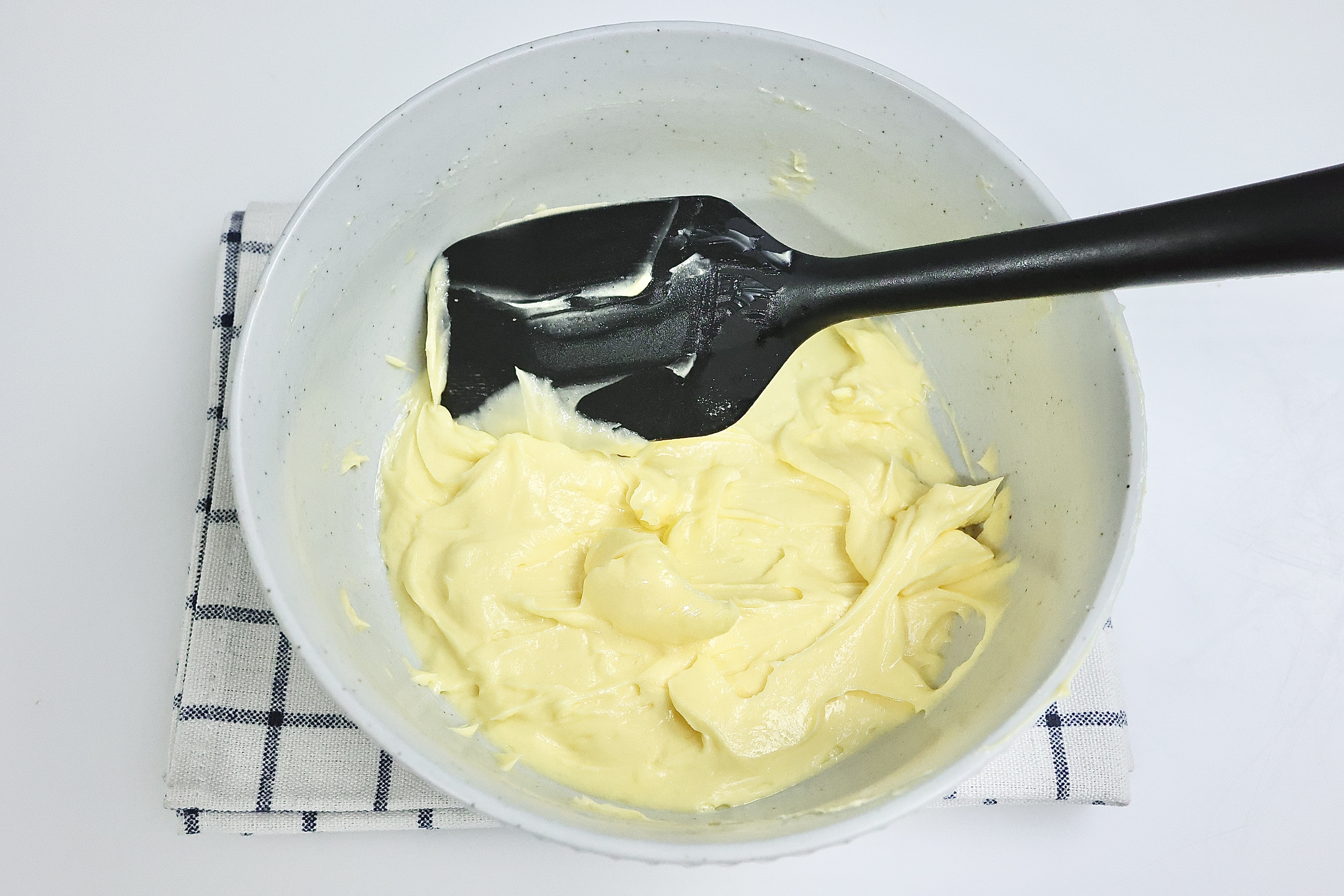 芒果🥭奶酥皮月饼🥮/香酥掉渣/不用回油的做法 步骤7