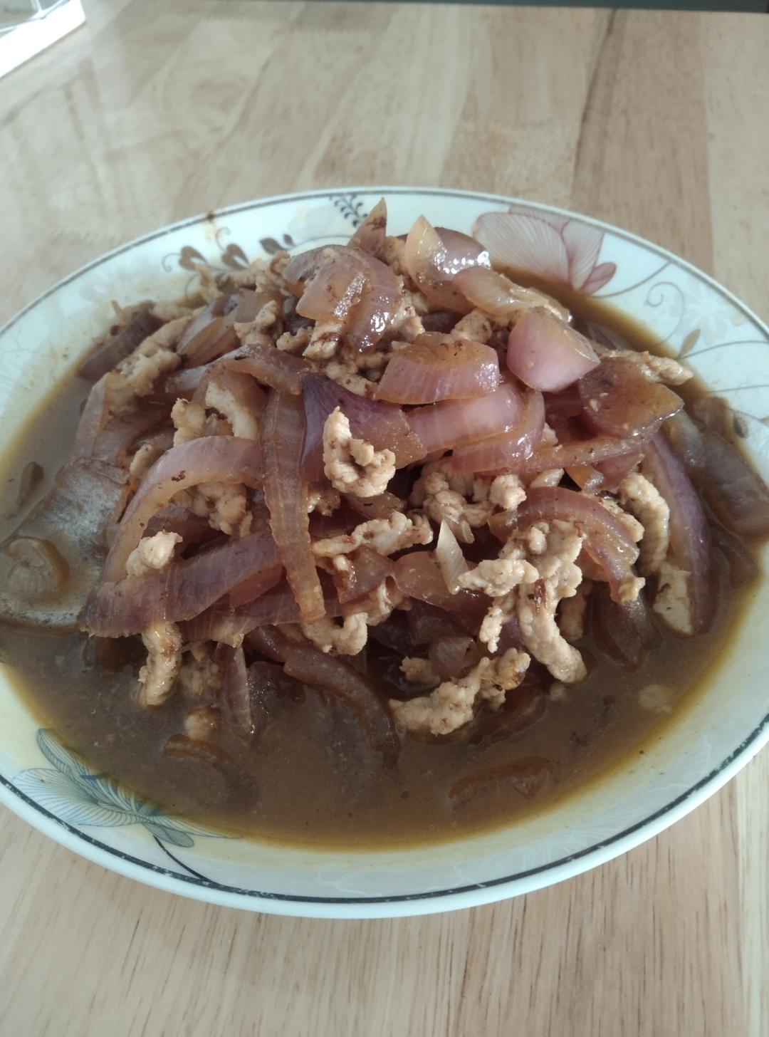 洋葱炒肉（宝宝爱吃）