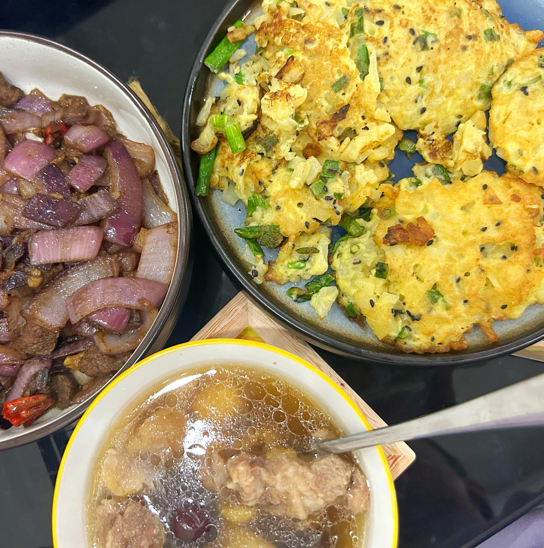 鸡蛋土豆饼