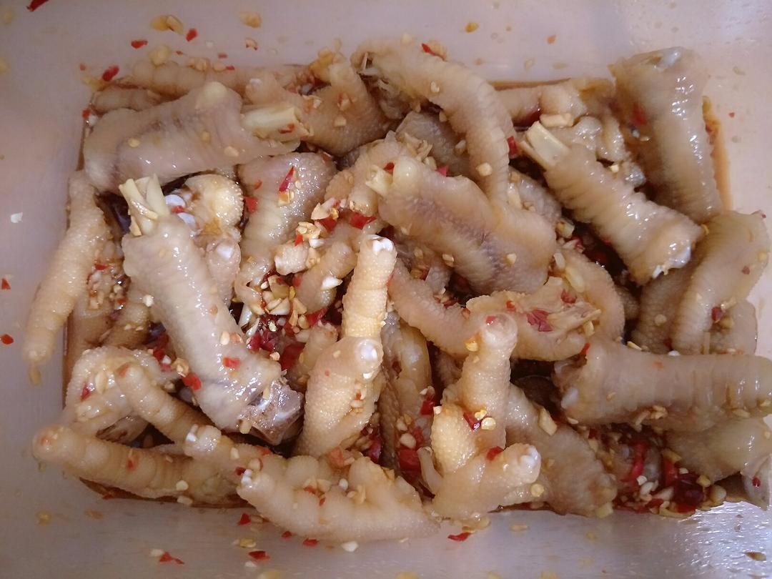 我做了凉拌八珍鸡脚