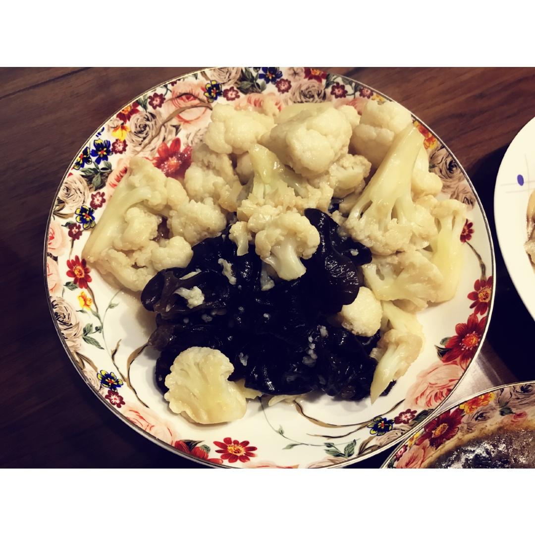花菜炒木耳