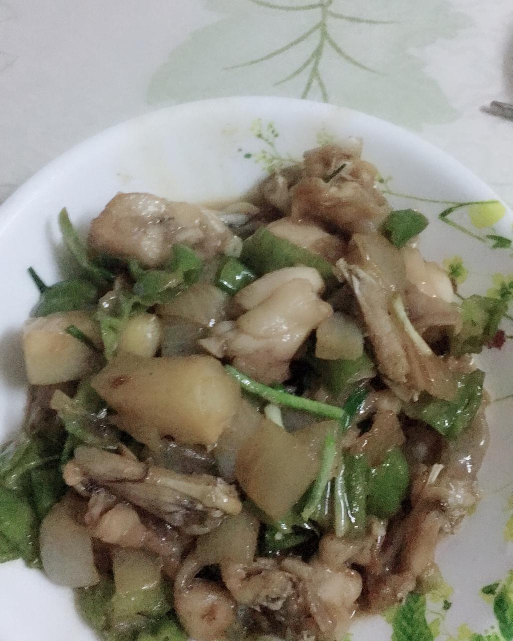 爆炒牛蛙
