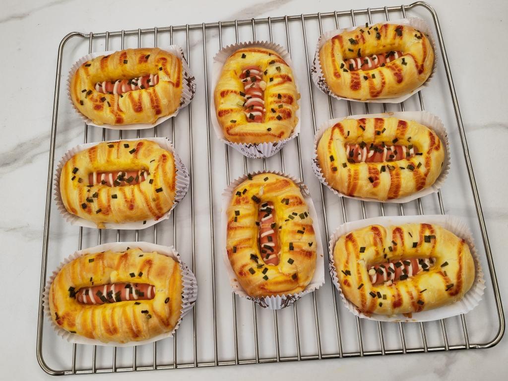 超松软的一发芝士香葱火腿沙拉面包|柔软拉丝|新手友好