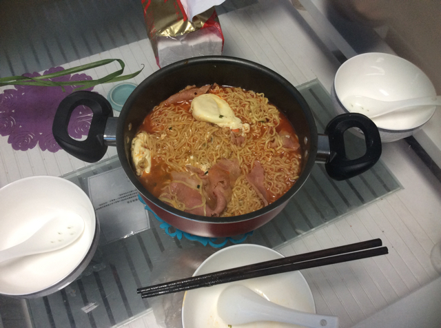 无忧无虑_z0bi做的深夜泡面