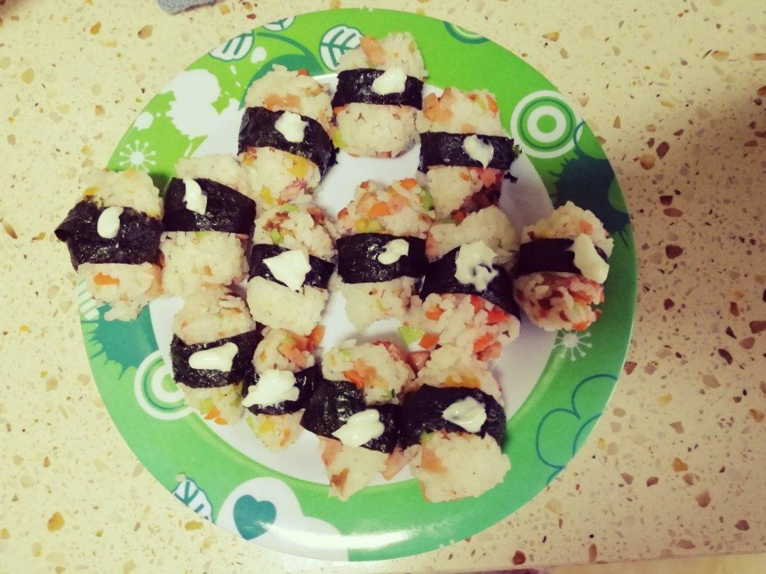 小盆友超爱的肉松饭团子