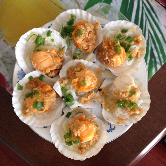 蒜蓉粉丝蒸扇贝