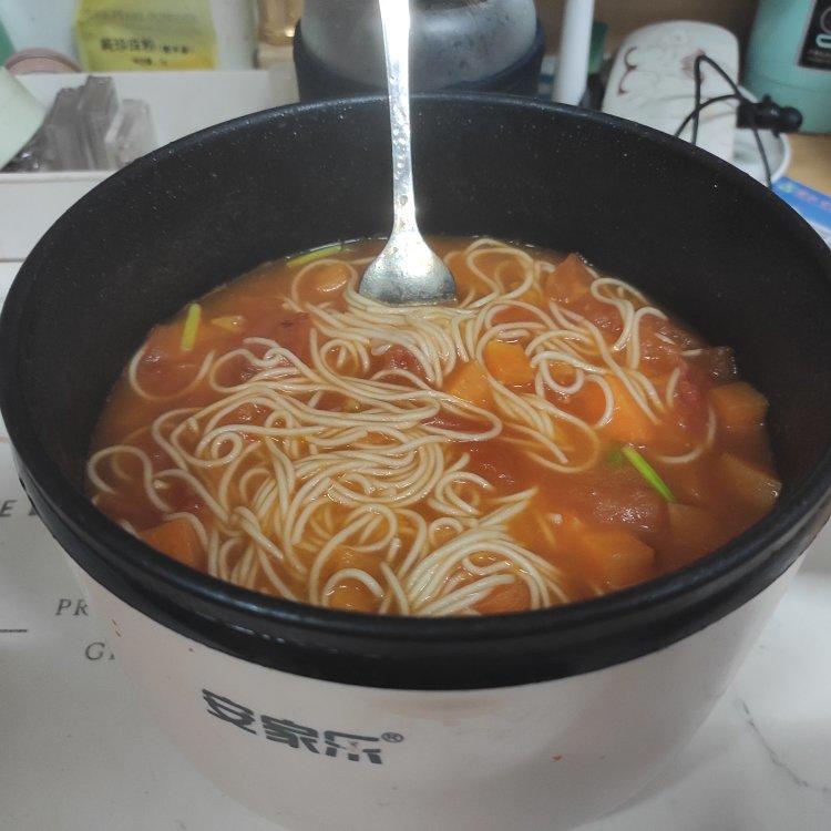 恨不得抱着锅舔的番茄鸡蛋面
