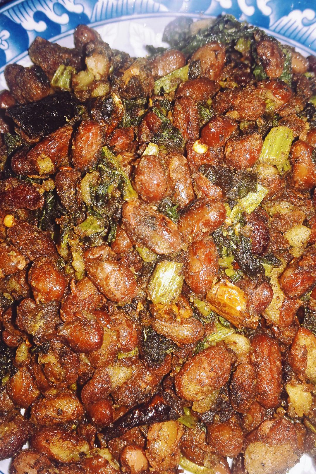 招财猫陈十三做的苦菜酥红豆