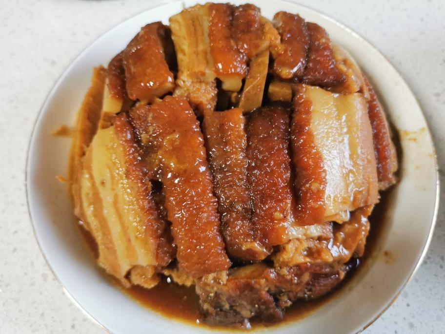 芋头扣肉和梅菜扣肉