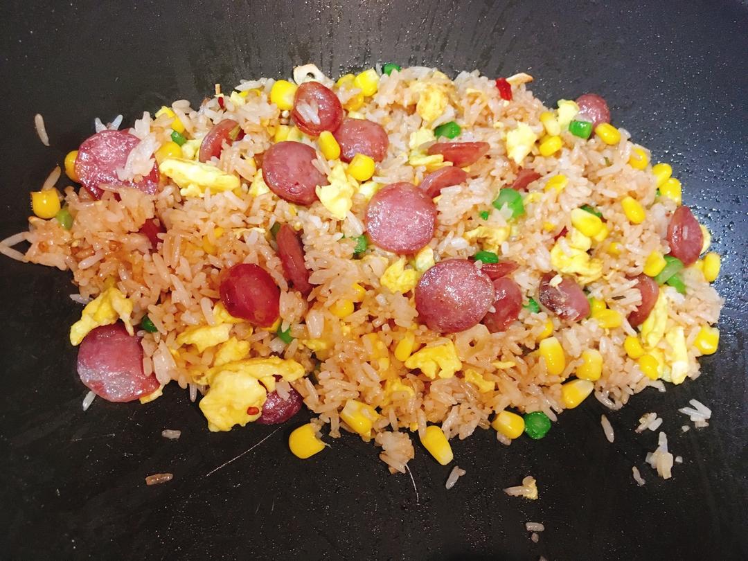 腊肠炒饭