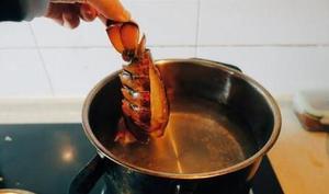 黄油焗龙虾的做法_安佳烘焙秀【绝对心动】的做法 步骤7