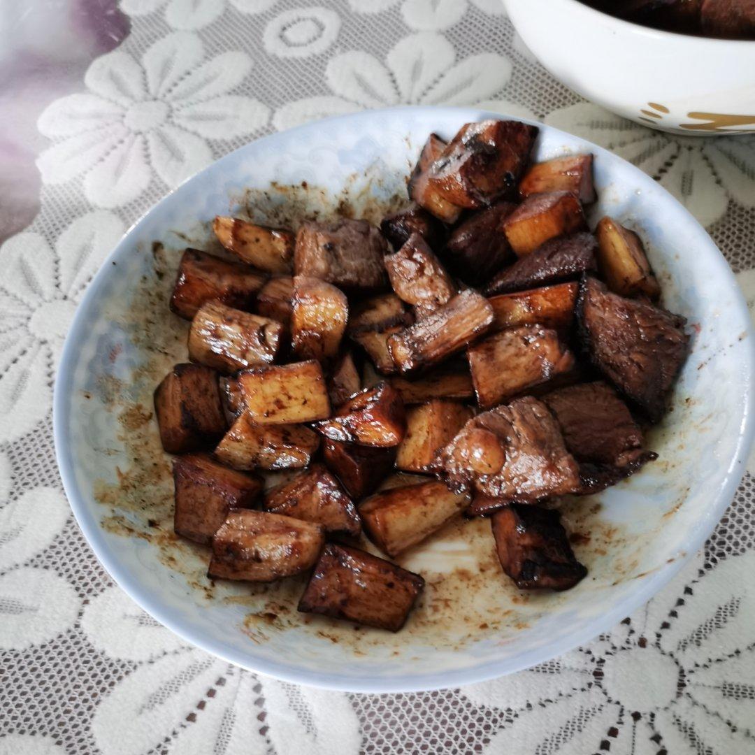 黑胡椒杏鲍菇牛肉粒