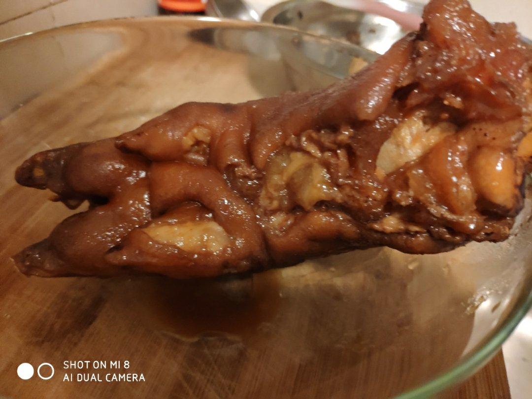 黑暗料理煮人做的酱香卤猪蹄