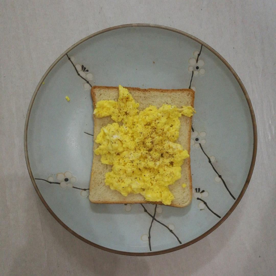 美式牛奶炒滑蛋，低脂健康