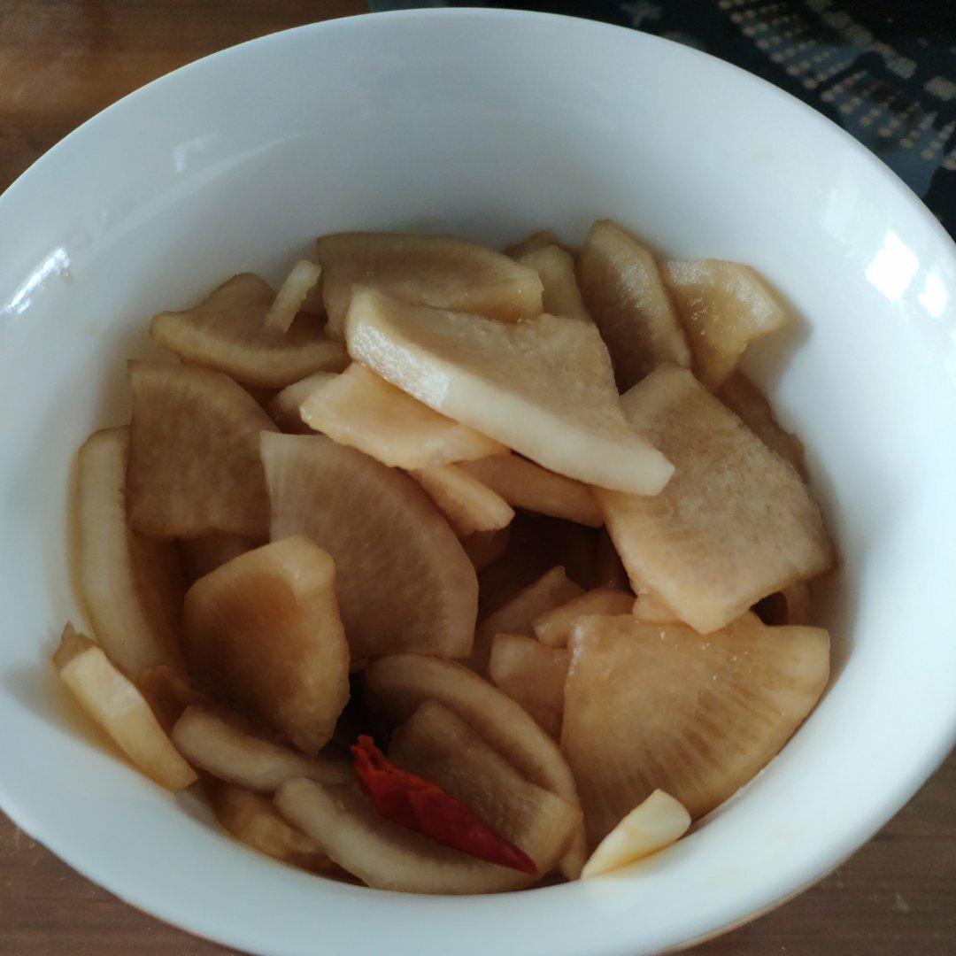 三步爽口酸酸辣辣腌萝卜片小咸菜