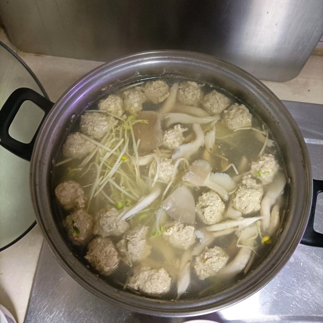 猪肉丸子汤