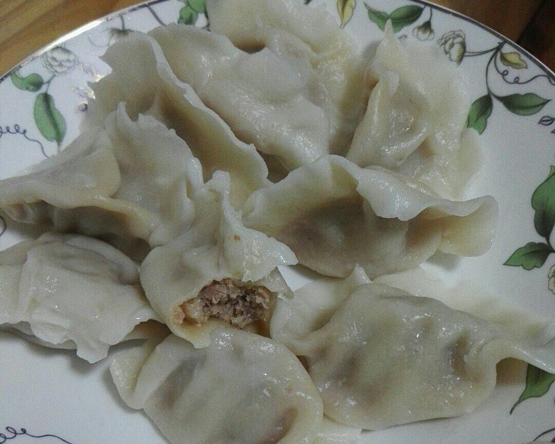有面肉比例的芹菜猪肉饺子水饺