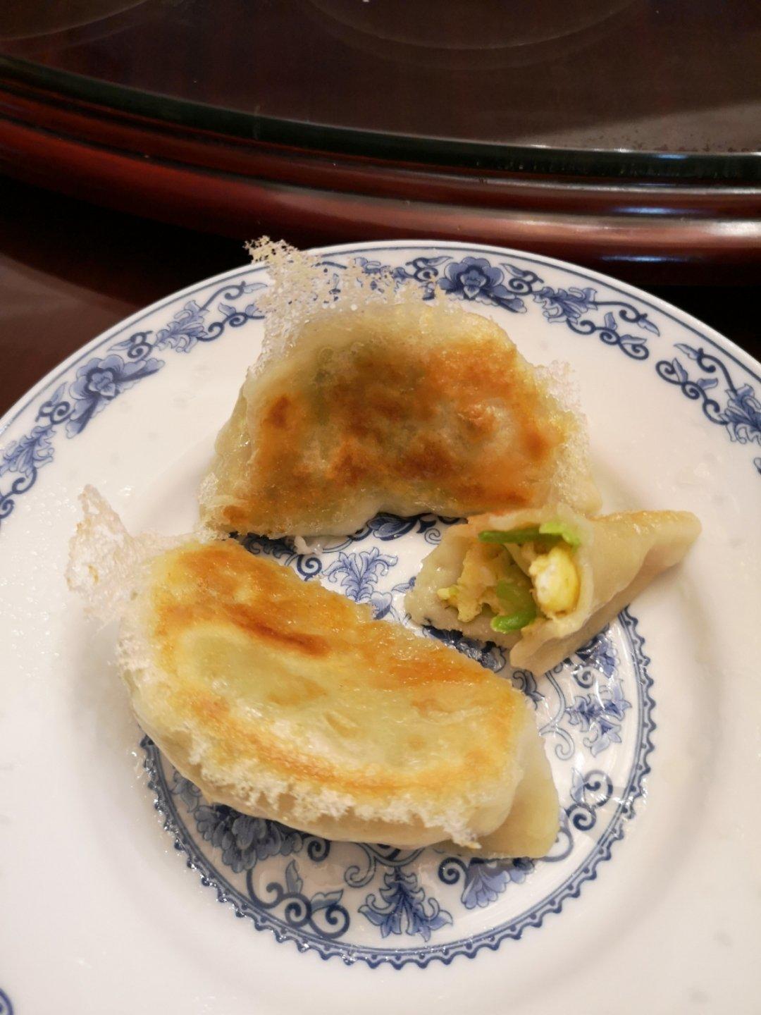 西葫芦鸡蛋馅儿饺子(内有柳叶饺子手法视频)