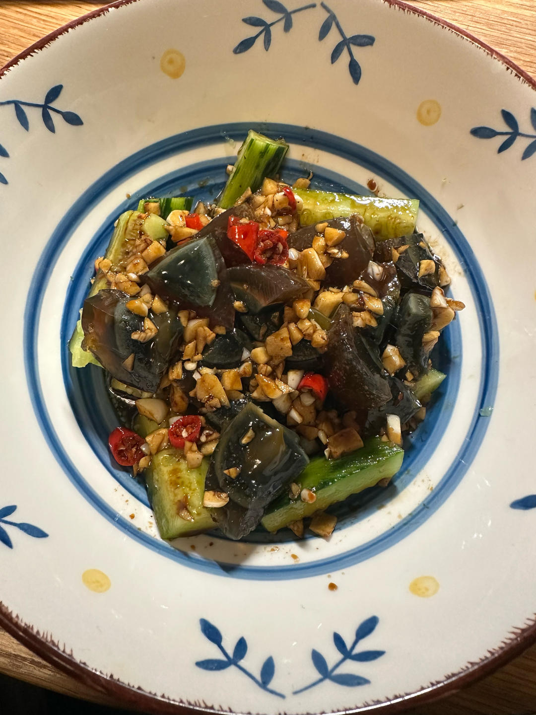 夏日开胃小凉菜“皮蛋拌黄瓜🥒”开胃减脂