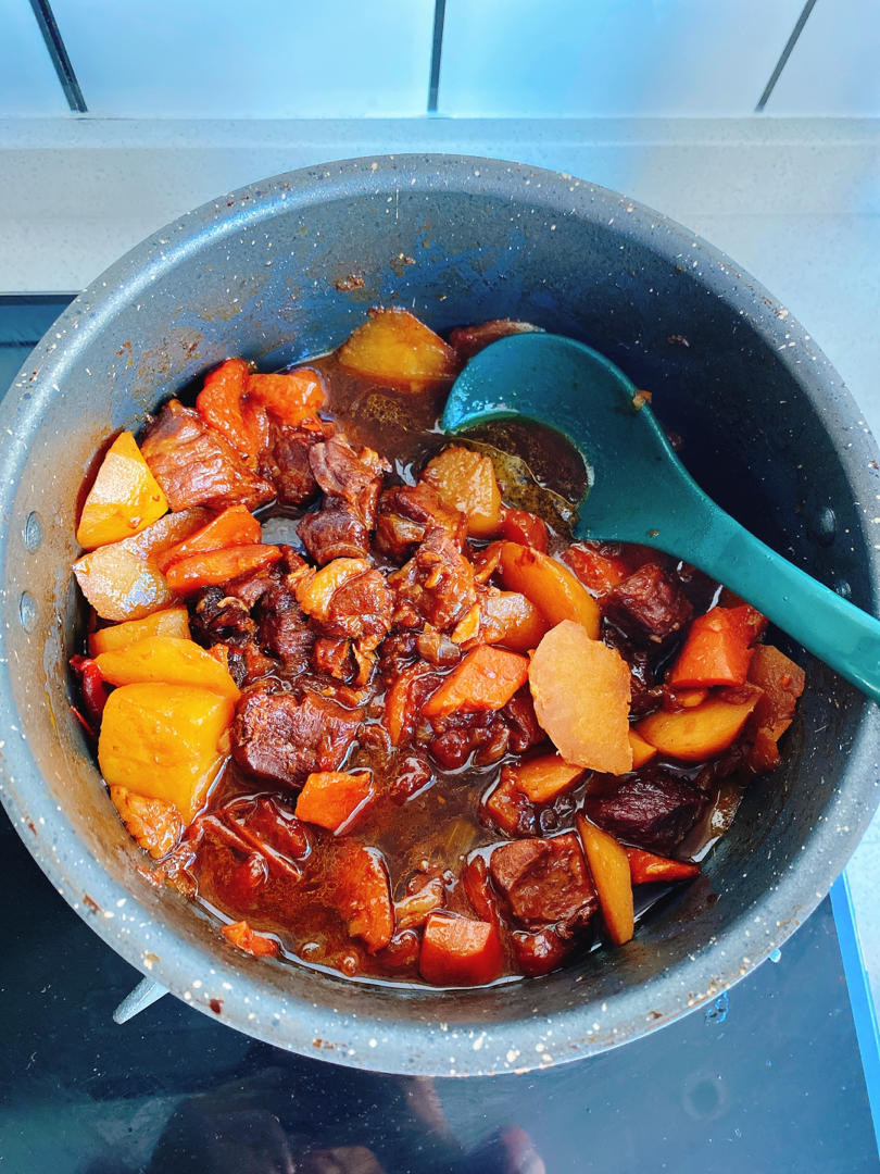番茄土豆炖牛腩