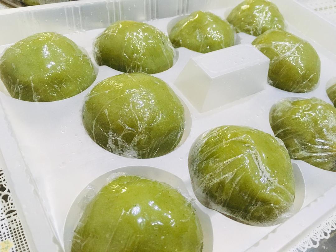 网红青团～～咸蛋黄肉松青团