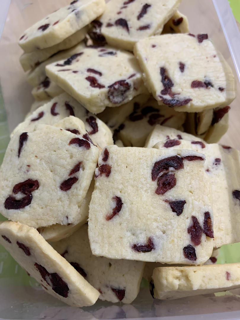 奶香浓郁酸甜酥脆的蔓越莓黄油曲奇