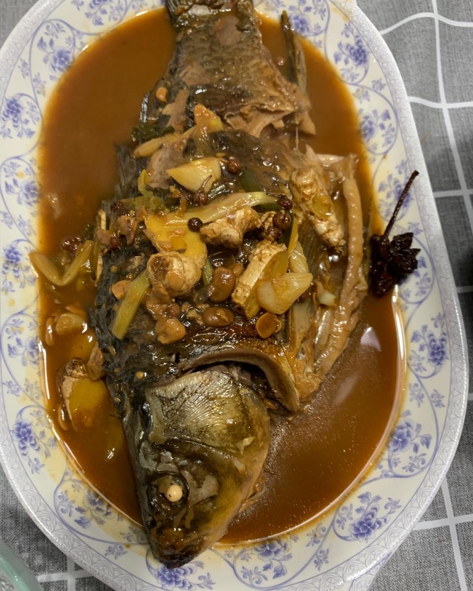 红烧鲫鱼